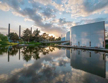 Exterior view of the SEAT Pavilion