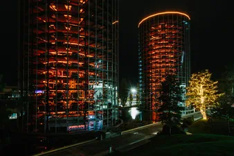 Teaser orange-your-city-autostadt-beteiligt-sich-an-weltweiter-aktion-gegen-gewalt-an-frauen