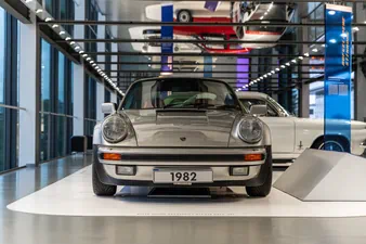 Teaser porsche-bringt-zwei-neue-ausstellungen-in-die-autostadt
