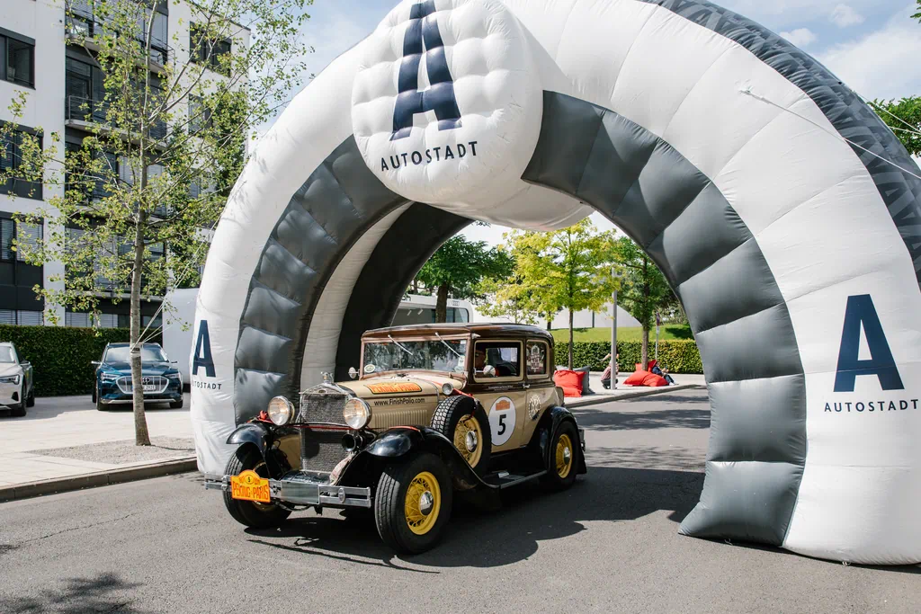 der Volkswagen Management Association startet und endet in der Autostadt