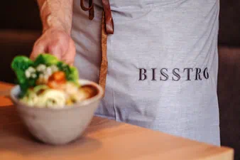 Teaser su-e-und-herzhafte-bowls-fur-den-schnellen-genuss-autostadt-restaurant-bisstro-neu-eroffnet